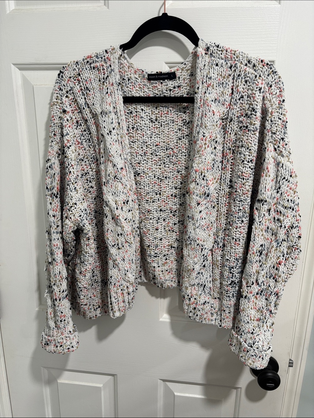 moon & madison White Speckled Open-Front Knit Cardigan